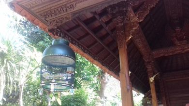 Exterior 4 Tjana Homestay