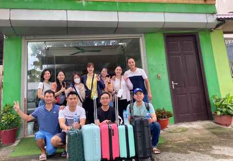 Bên ngoài Family Transit Hotel