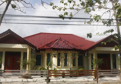 Exterior Malinja Homestay - 3