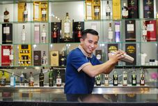 바, 카페, 라운지 Central Palace Hotel