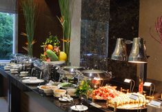 레스토랑 5 Central Palace Hotel