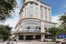 외관 Central Palace Hotel