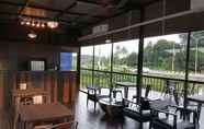 Lobi 5 The Peak Boutique Hotel