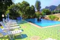 Swimming Pool Phi Phi View Point Resort