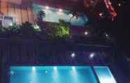 Swimming Pool 5 Glamour Margonda Residance 3