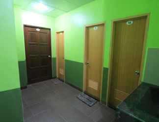 Others 2 D-Zone Backpackers Inn