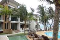 Swimming Pool Cocohut Village Beach Resort & Spa