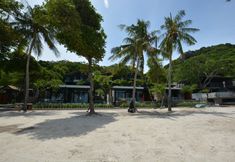Exterior 2 The Cabin Beach Resort