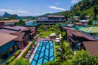 สระว่ายน้ำ Chaokoh Phi Phi Hotel & Resort (SHA Plus+)