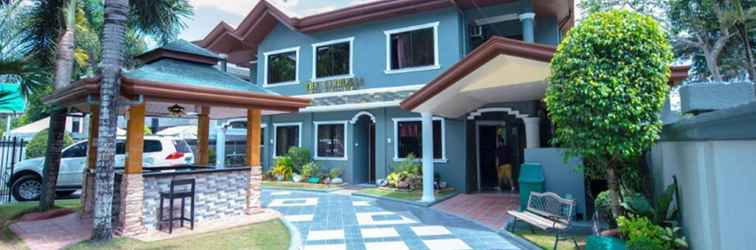 Lobi The Gabriella Bed and Breakfast