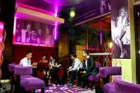 Quầy bar, cafe và phòng lounge Grand Suka Hotel Pekanbaru