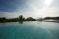 Swimming Pool Amara Sanctuary Resort Sentosa