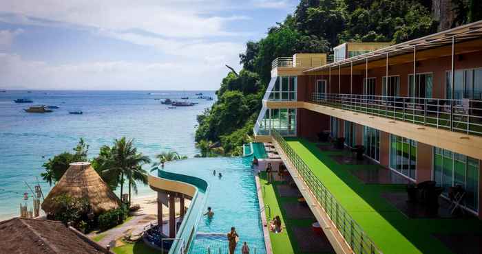 Swimming Pool Phi Phi Cliff Beach Resort