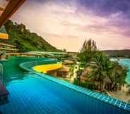 Swimming Pool 3 Phi Phi Cliff Beach Resort