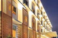 Bangunan Microtel by Wyndham - Acropolis