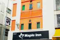 ภายนอกอาคาร Maple Inn