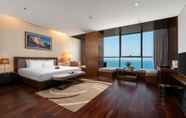 Kamar Tidur 4 Grand Tourane Hotel