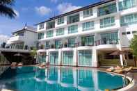 Hồ bơi A-Te Chumphon Hotel (SHA Plus)