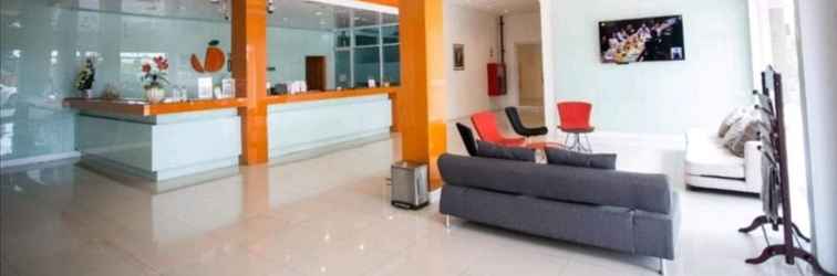 Lobi Original Orange Hotel