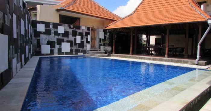 Kolam Renang Collection O 91570 Melrose Homestay