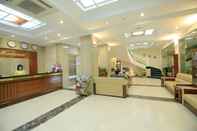 Lobi Moon View Hotel 2