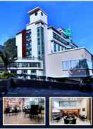 EXTERIOR_BUILDING Grand Royal Denai Hotel Bukittinggi