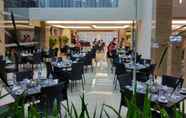 RESTAURANT Grand Royal Denai Hotel Bukittinggi