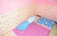 ห้องนอน 3 Female Room Only close to Jembatan Antapani (S38)