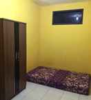 BEDROOM Simple Room in Sarijadi (P124)