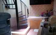 Bedroom 5 Single Room Female Only close to Cinere Mall (P24)