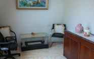 Lobby 6 Single Room Female Only close to Cinere Mall (P24)