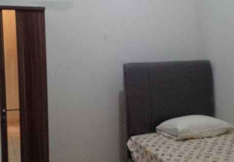 Bedroom Single Room Female Only close to Cinere Mall (P24)