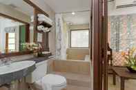In-room Bathroom Baan Panwa Resort