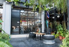 ภายนอกอาคาร 2 The Pause Hostel Chiang Mai