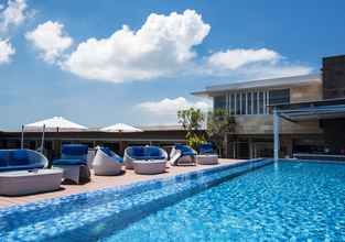 Swimming Pool 4 Solia Legian Bali