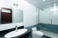 In-room Bathroom Hero Sea Hotel