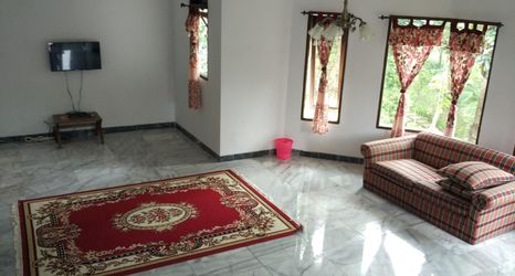 Sảnh chờ 2 Villa Sabrina Bumi Ciherang