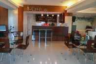 Bar, Cafe and Lounge Murraya Residence