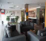 Lobby 6 Mornington Hotel Bukit Permata Lumut  