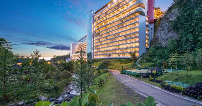 Bên ngoài Le Eminence Puncak Hotel Convention & Resort