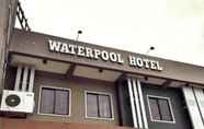 Bangunan 2 Waterpool Hotel