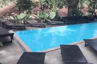 Swimming Pool JJ Bungalow