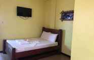 Bedroom 2 Luis Bay Travellers Lodge
