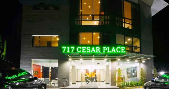 Bangunan 717 Cesar Place