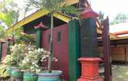 Bangunan 6 Homestay Warna Warni