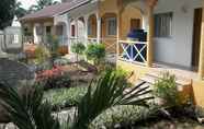 Bangunan 5 Celvis Vacation Cottages