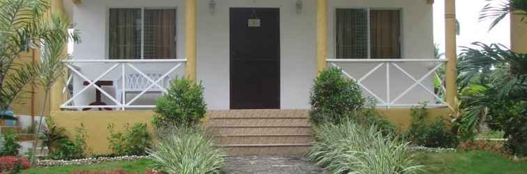 Lobby Celvis Vacation Cottages