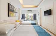 Kamar Tidur 5 The Dilly Hotel