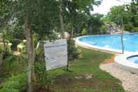 Swimming Pool RedDoorz Premium @ Napaling Point Tangnan