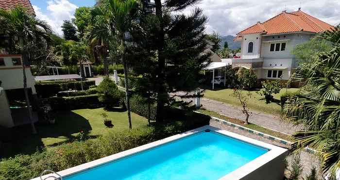 Swimming Pool Villa Batu Bale-Bale